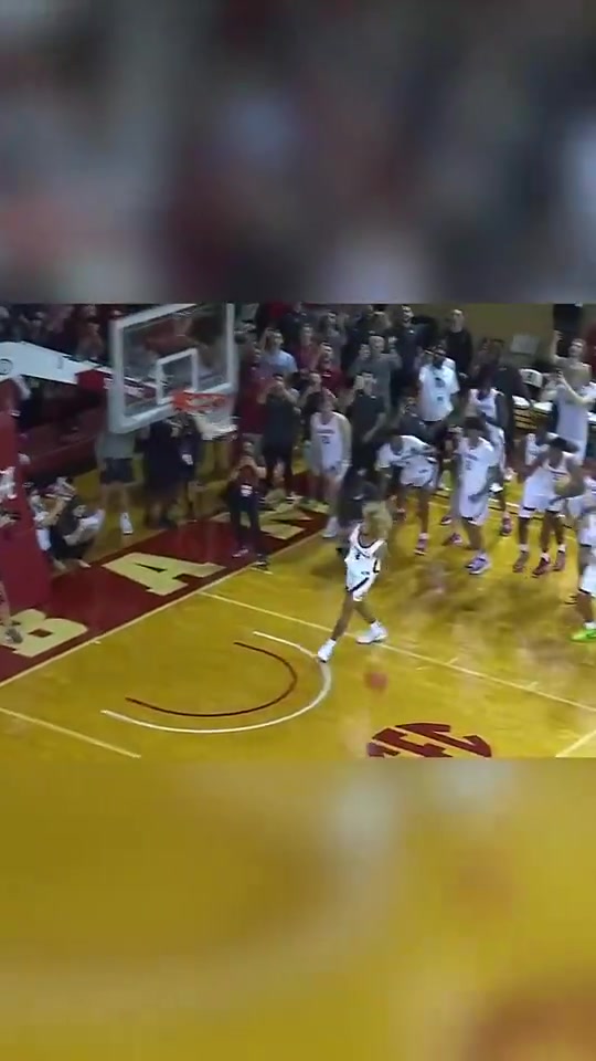 火箭新援戴维森曾表演