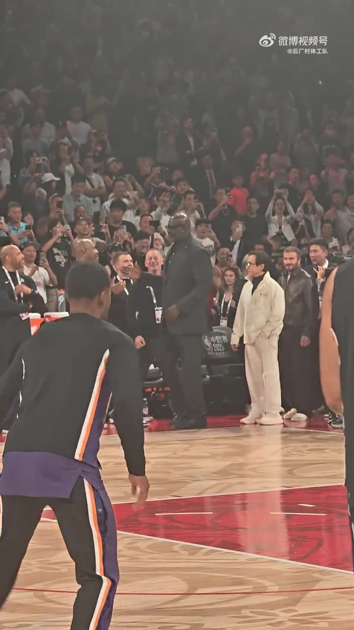 世界级同框成龙贝克汉