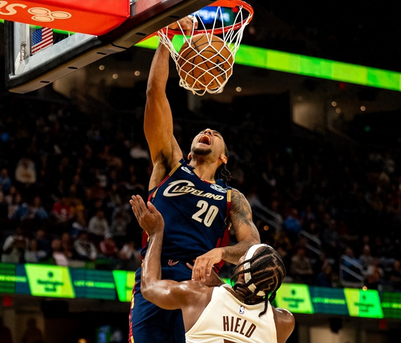 库里连续五场缺阵！10人轮换全员得分 米切尔空砍29分勇士险胜骑士